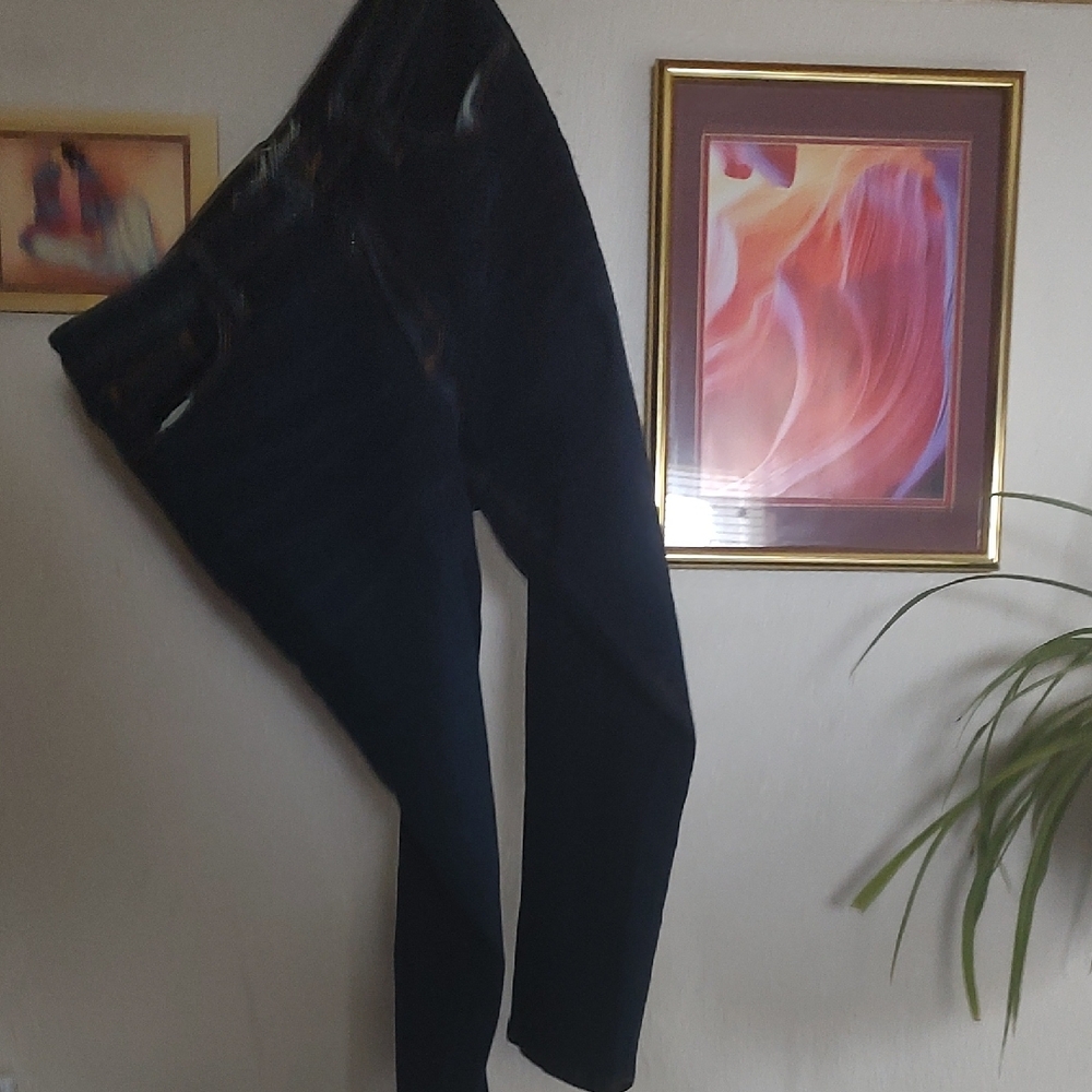 Universal Thread Navy Straight Leg Jeans